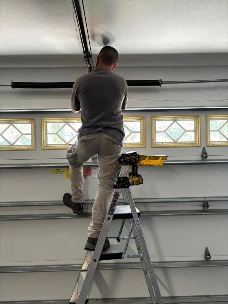 Garage door repair work, gallery photo 8